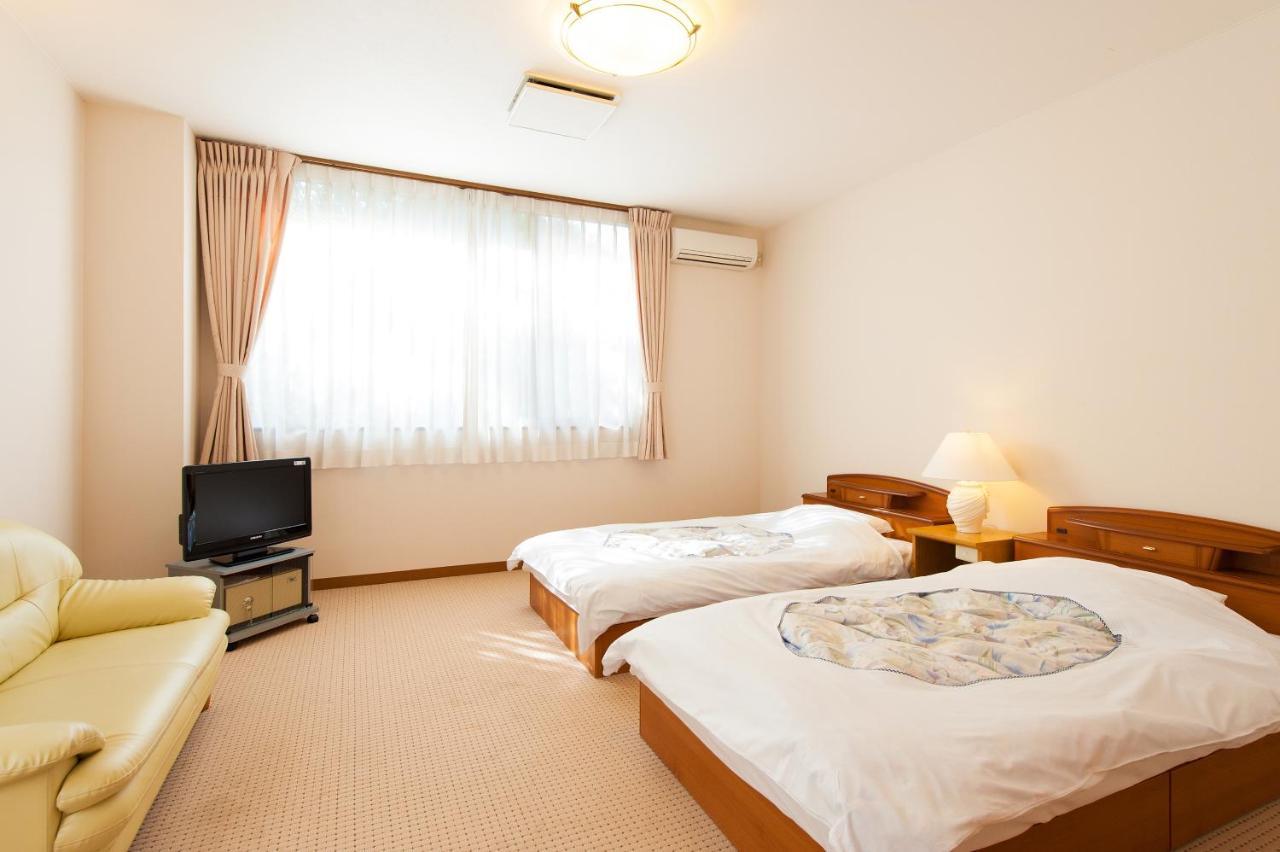 Watarase Onsen Hotel Yamayuri Hongu Bagian luar foto