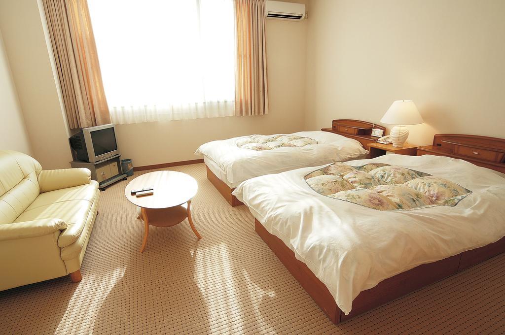 Watarase Onsen Hotel Yamayuri Hongu Bagian luar foto