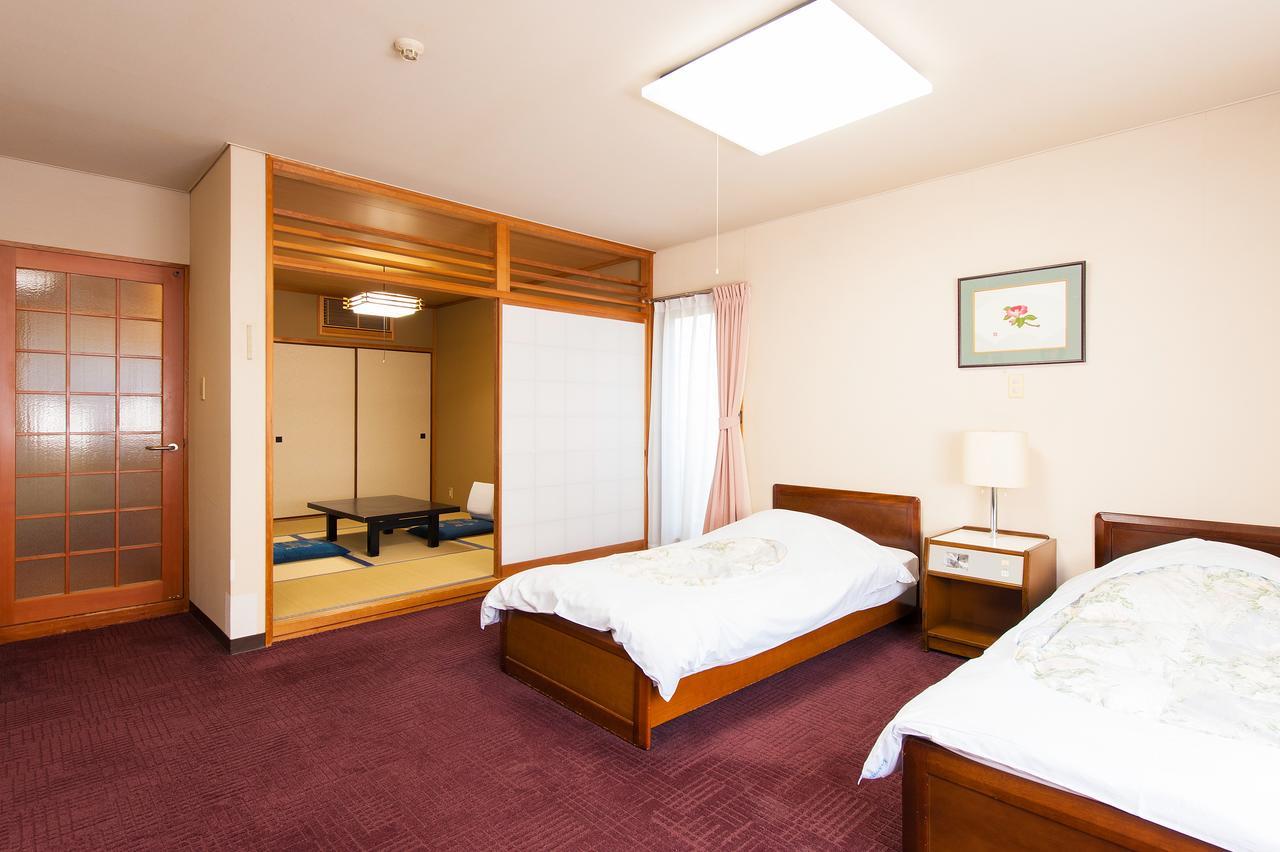 Watarase Onsen Hotel Yamayuri Hongu Bagian luar foto